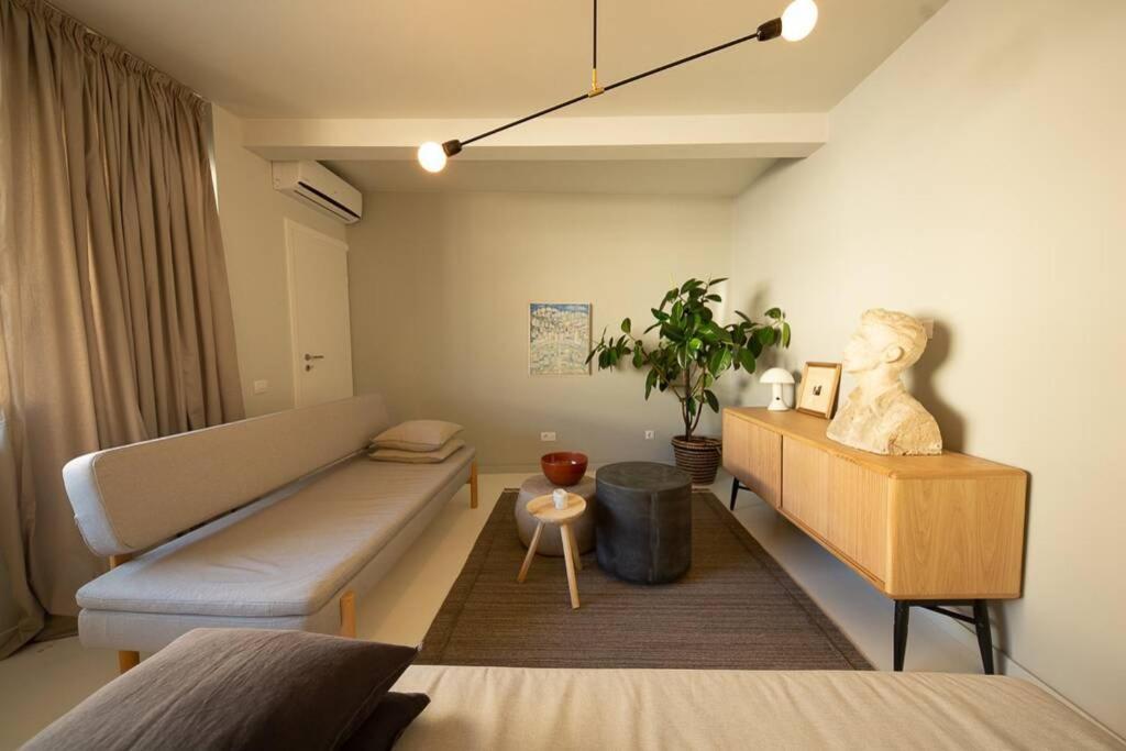 Zen Apartment - Calea Victoriei บูคาเรสต์ ภายนอก รูปภาพ