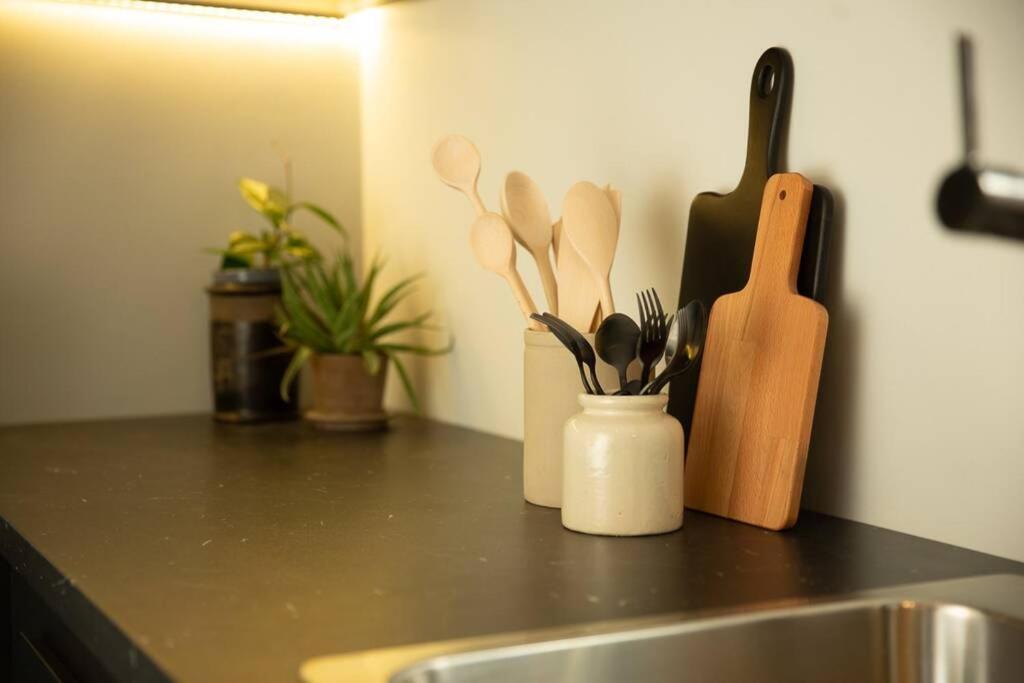 Zen Apartment - Calea Victoriei บูคาเรสต์ ภายนอก รูปภาพ
