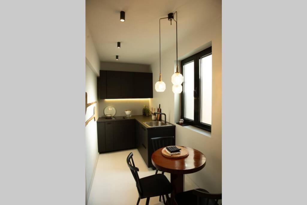 Zen Apartment - Calea Victoriei บูคาเรสต์ ภายนอก รูปภาพ