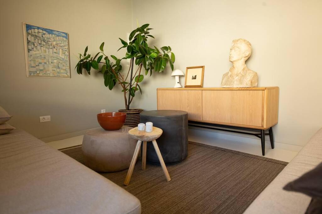 Zen Apartment - Calea Victoriei บูคาเรสต์ ภายนอก รูปภาพ